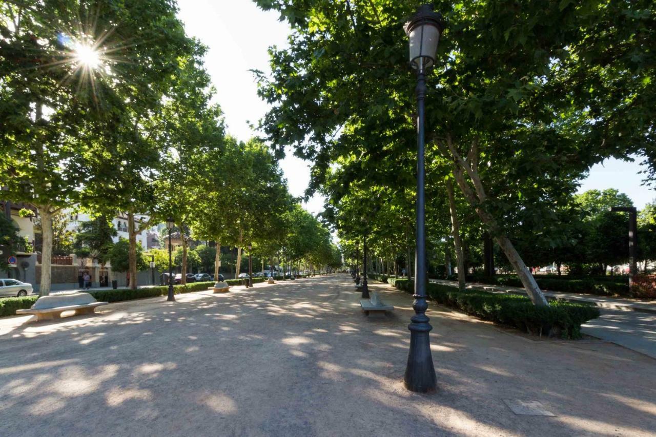 Apartamento Paseo Del Salon Granada Exterior foto